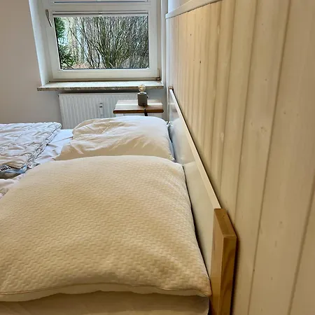 2 - Strandnaehe, Ruhig Und Mit Super Ausstattung 부숨